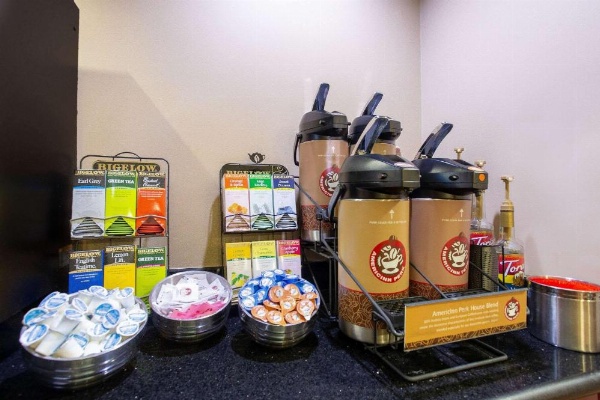 AmericInn by Wyndham Burlington image 22